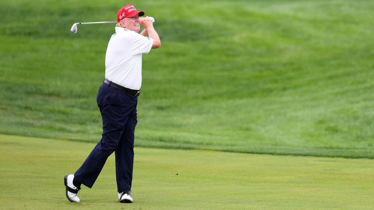 Trump’ın golf sahasında Gazze eylemi yapan protestoculara terör suçlaması!
