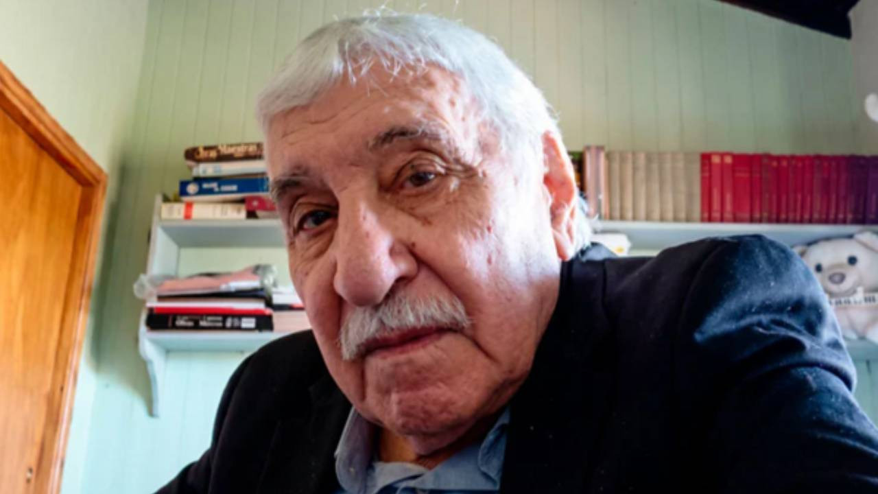 Kendisini ölü gösterip yıllarca kaçmıştı: Diktatörlük döneminin ünlü ismi 92 yaşında öldü