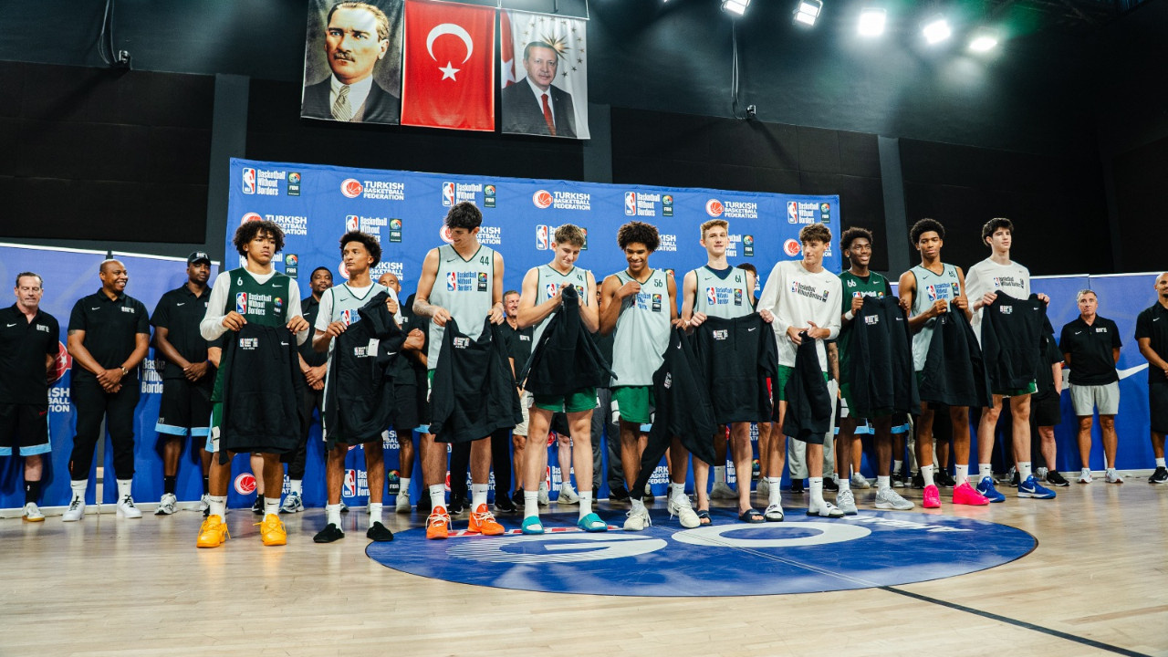 Geleceğin basketbol yıldızlarından İstanbul’a görkemli veda