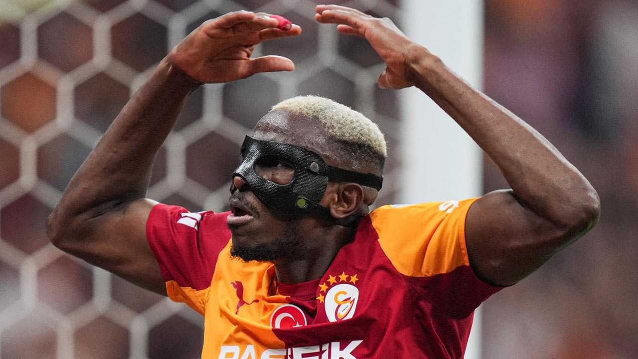 Victor Osimhen'in transfer olmayı beklediği takımı açıkladı