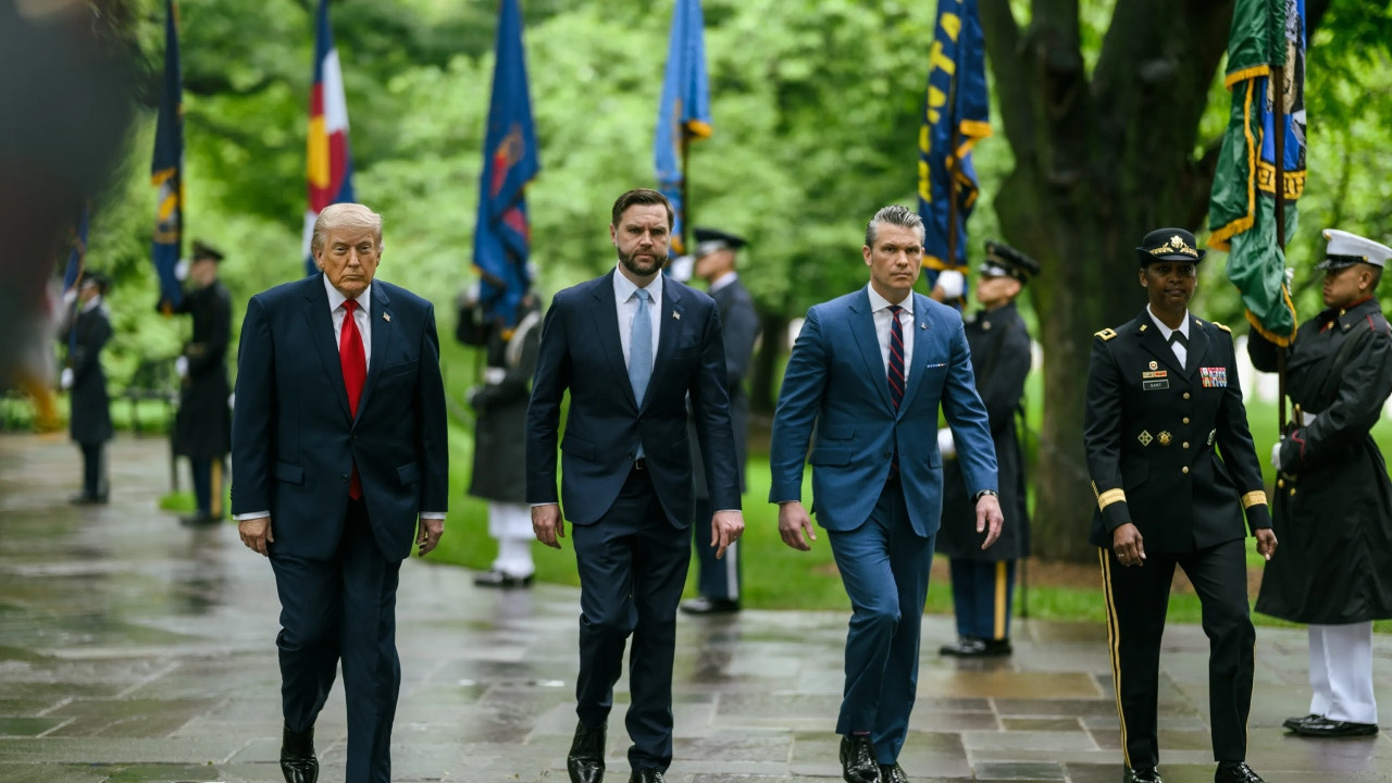 Trump'tan Hegseth'in adaylığı için ilk açıklama: Bunun için çok erken