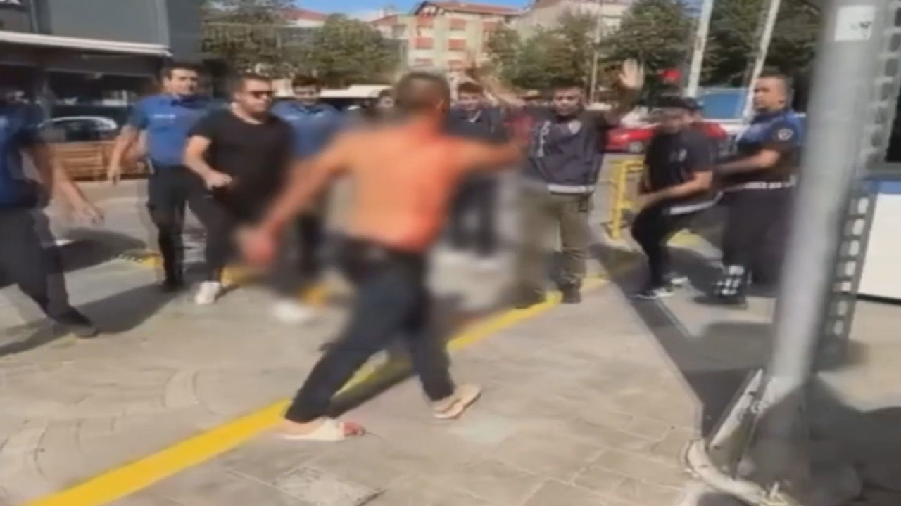Eşiyle tartıştı, kendini bıçakladı: Ardından bıçakla polislerin üzerine yürüdü