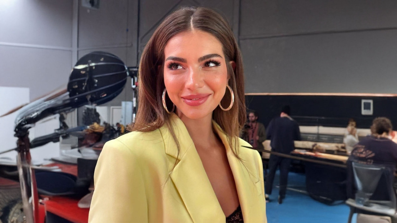 Melisa Aslı Pamuk’un 'yürüyen servet' pozu! Tek karede milyonlar havada uçuştu