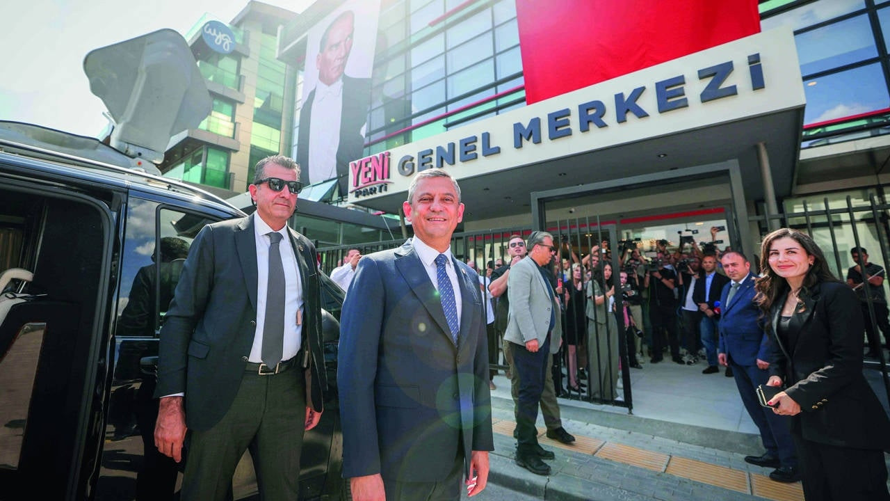 YENİ Parti 81 ilde yapılanmasını tamamlıyor