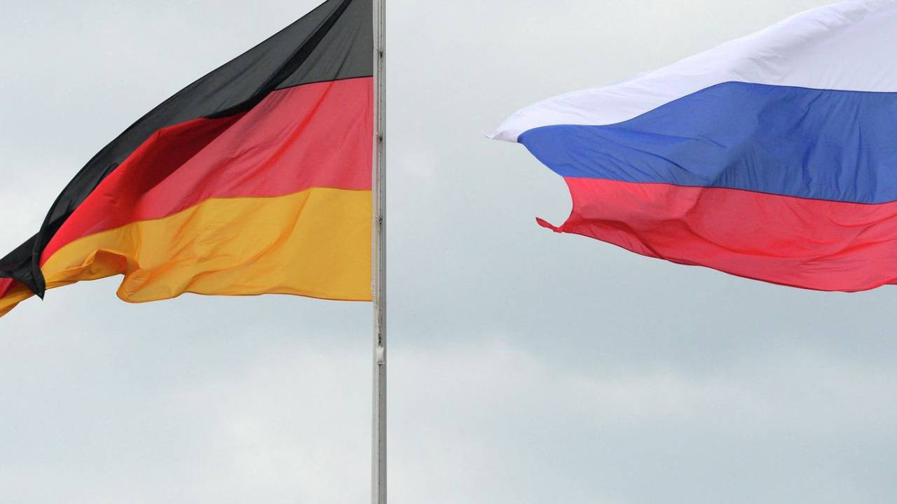Berlin Moskova’yı suçladı, Putin rest çekti! Rusya-Almanya gerilimi sıcak çatışmaya mı gidiyor?