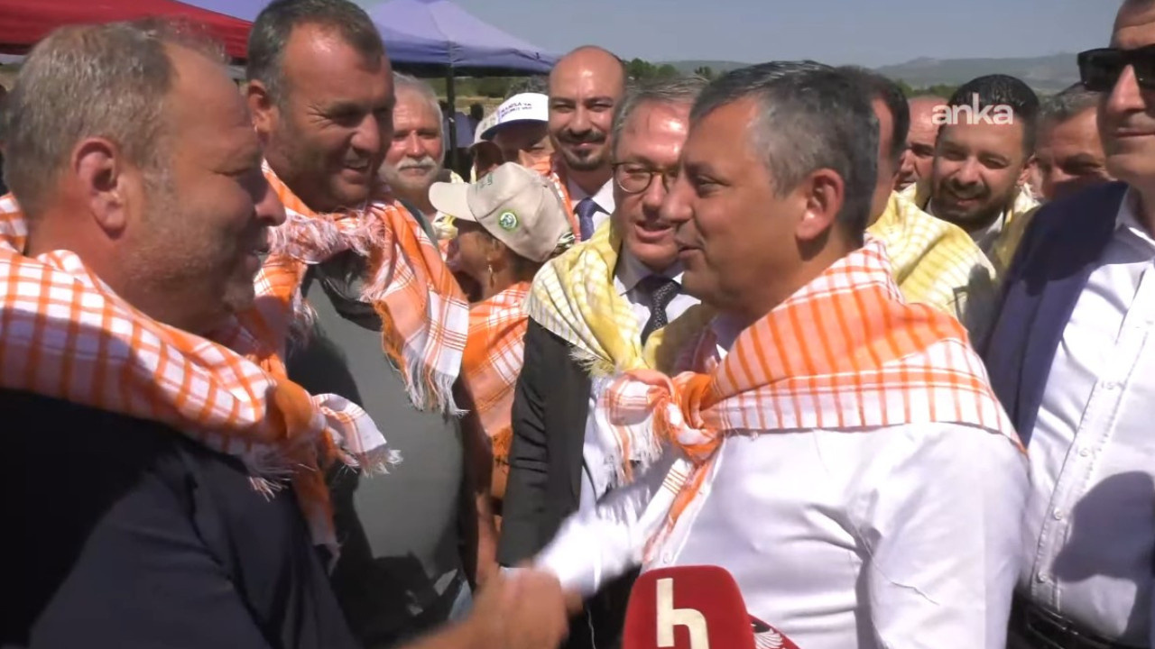 Son dakika | Özgür Özel memleketi Manisa'da sahada