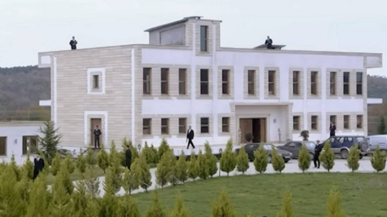Kurtlar Vadisi’nin efsane malikanesi satışa çıktı! Fiyatını duyan inanamadı