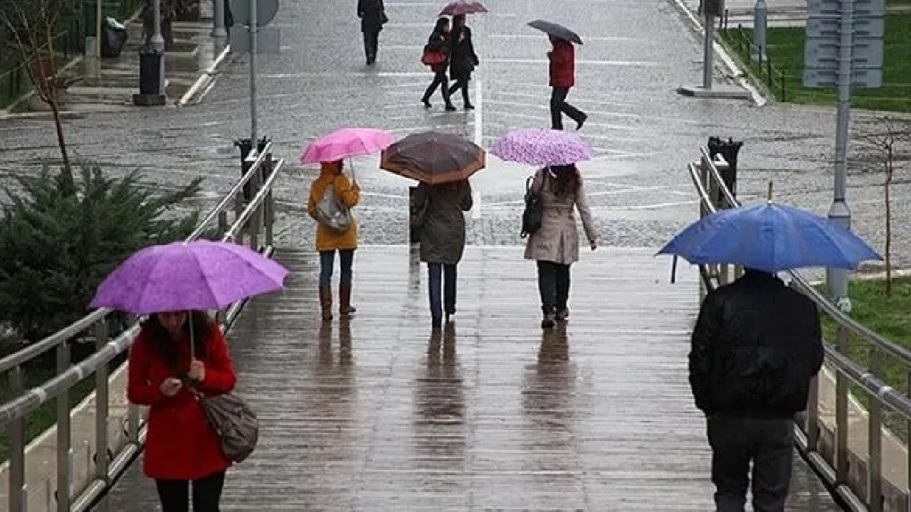 Bir gelecek bir gidecek: AKOM İstanbul'u uyardı