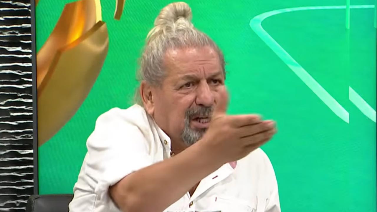 Erman Toroğlu: Net kırmızı kart