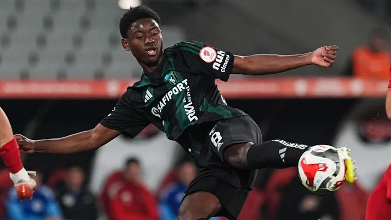 Sevdiği kız için kamptan kaçmıştı: Kocaelispor daha fazla dayanamadı