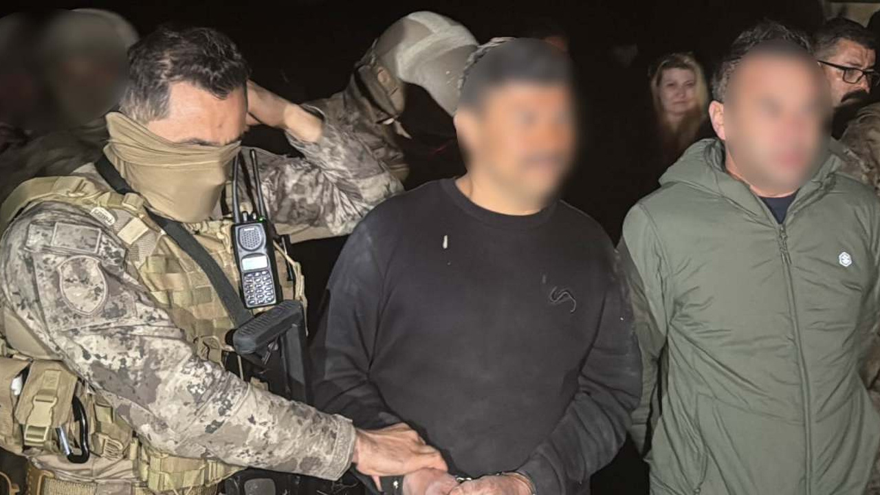 Son dakika | Uşak'ta polise pompalı tüfekle saldırı! 2 polis yaralı