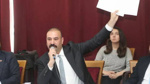 Çoğunluk sağlanamadı, seçim ertelendi: Adalar'da yeni istifa haberi geldi!