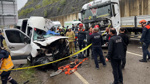 Yolcu minibüsü ile TIR çarpıştı: Ölü ve yaralılar var!
