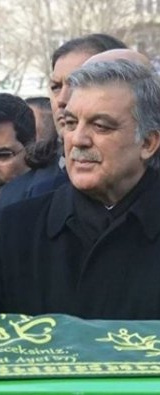 &Uuml;nl&uuml; anket&ccedil;iden bomba &ccedil;ıkış: 'İki yeni parti geliyor' deyip t&uuml;m ayrıntıları a&ccedil;ıkladı