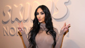 Kim Kardashian markalı iç çamaşırı sevkiyatından 8,4 milyon dolarlık kokain çıktı!