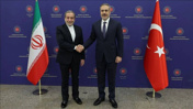 Diplomasi trafiği sürüyor: Dışişleri Bakanı Fidan İranlı mevkidaşı Arakçi ile görüştü
