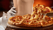 Zayıflama iğneleri sonlarını getirdi! Dev pizza zinciri satılıyor