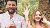 Ünlü çift Bodrum’da nişanlandı! Dizi aşkı evliliğe gidiyor