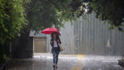 Pazar raporu: Meteorolojiden sağanak ve sıcaklık uyarısı