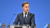 Son Dakika │ NATO Zirvesi'ne gergin start! Rutte'ye gözaltıları, Deniz Göktaş'ı ve medya sansürünü sordular
