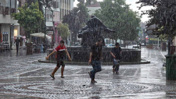 Meteoroloji, AKOM ve bakanlık peş peşe uyardı! Yarın İstanbul'da çok şiddetli yağacak