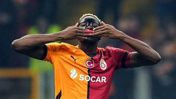 Osimhen Galatasaray'a transfer yaptı: İmzayı attı resmen açıklandı