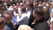 Özgür Özel Adana'da halkla beraber yürüyüp Erdoğan'a seslendi: Sana bu seçimi kazandırmayacağız