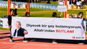 ODTÜ pankartları yine olay oldu! Bu sene Erdoğan değil Kılıçdaroğlu’nu yazdılar
