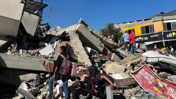 Kolombiya'da 7,4 büyüklüğünde deprem: 111 kişi hayatını kaybetti