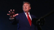 ABD mahkemesinden Trump'a vize darbesi: 75 ülkeye getirilen yasak iptal edildi!