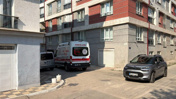 Sokak ortasında seyyar satıcıyı tam 3 yerinden bıçakladı!