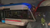 Son Dakika | Zeytinburnu'nda 2 tramvay kafa kafaya çarpıştı! Yaralılar var