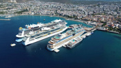 3 koca gemi aynı anda yanaştı! 8 bin 560 turist ilçeye akın etti!