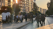 Son dakika | İzmir’de silahlı banka soygunu: Çalışanlar rehin alındı