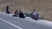Korkunç kaza... Adana'da otomobil takla attı