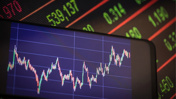 Kim bu gizemli 12 kişi? Fon krizinde bomba iddia: Borsada herkes ağlarken onlar sefasını sürdü