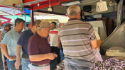 5 ton balığı vatandaşa dağıttı: Görenler akın etti