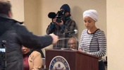 Ilhan Omar'a kürsüde şırıngalı saldırı! Trump hedef göstermişti