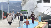 Yüz binden fazla Rus turist akın etti, nüfusu 10 katına kadar çıktı!