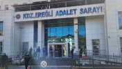 Hakkında tutuklama kararı verildi: Adliyenin 2'nci katından atladı