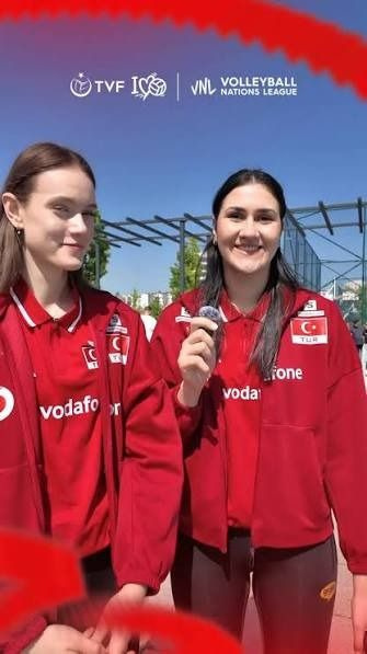 Zehra Güneş'in 16 yaşındaki 1.96'lık veliahtı şimdiden tarihe geçti - Fotoğraf: 9