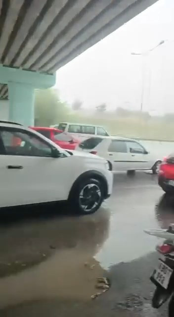 Yaz ortasında kış kıyamet! Türkiye felakete uyandı... Yollar çöktü şehirler suya gömüldü - Resim : 10