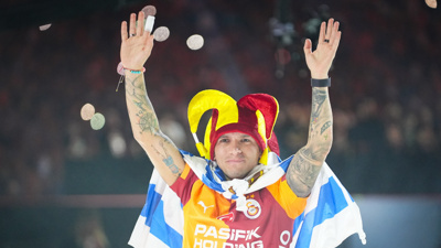 Lucas Torreira gözyaşlarını tutamadı