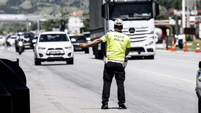 Bayramda yola çıkacakları uyardı: Önlemleri açıkladı