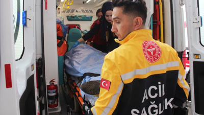 Aksaray'da 3'üncü kattan düşen işçi yaralandı!