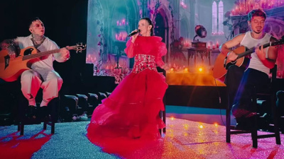 Model grubu 10 yıl sonra İstanbul'da konser verdi!