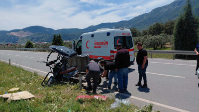 Manisa'da feci kaza: Aynı aileden ölü ve yaralılar var