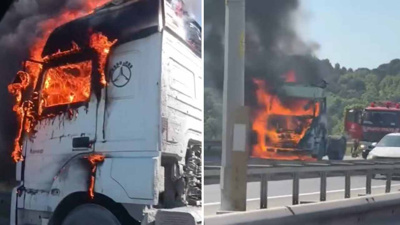 Eyüpsultan'da alev alev yanan TIR demir yığınına döndü