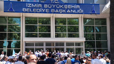 İzmir Büyükşehir Belediyesi'ne operasyon