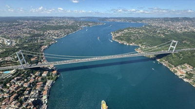 İstanbul'da yolları gören gözlerine inanamadı: Trafik yoğunluğu beklenmedik seviyede